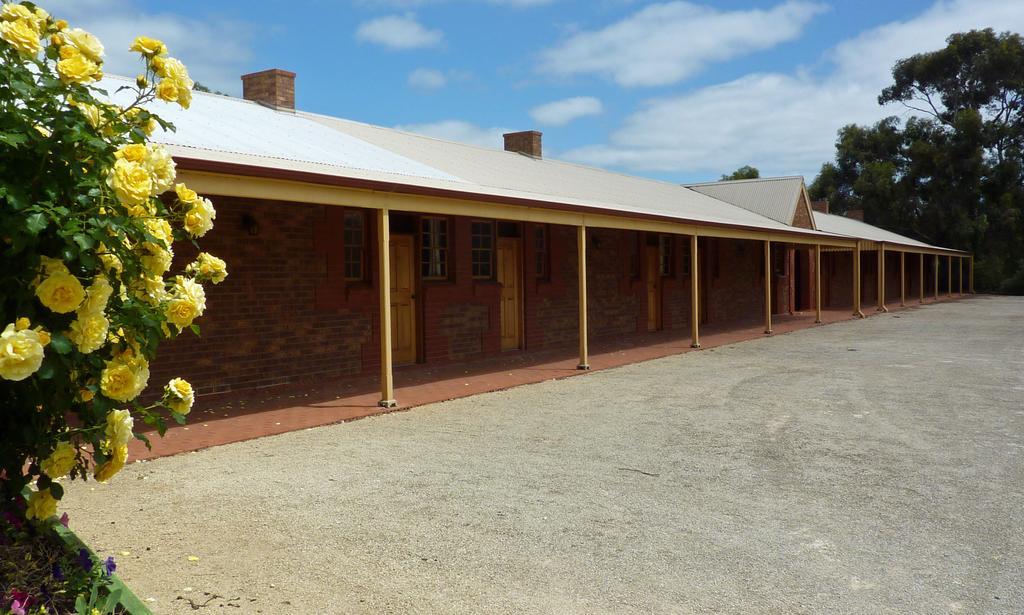 Coonawarra Units Motel Exterior photo